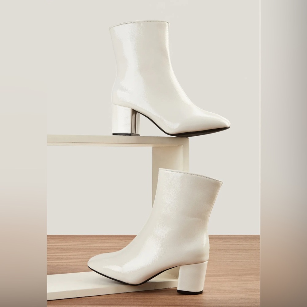 CUPSHE - White Block Heel Ankle Boots